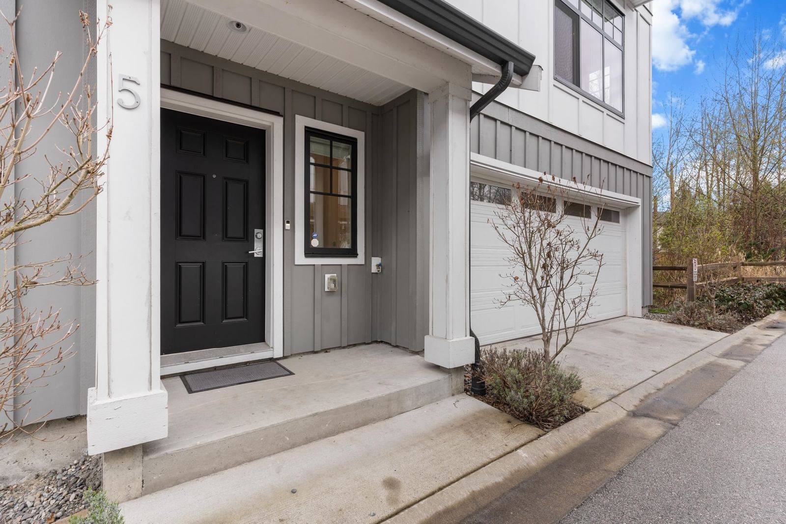Listing Image 21