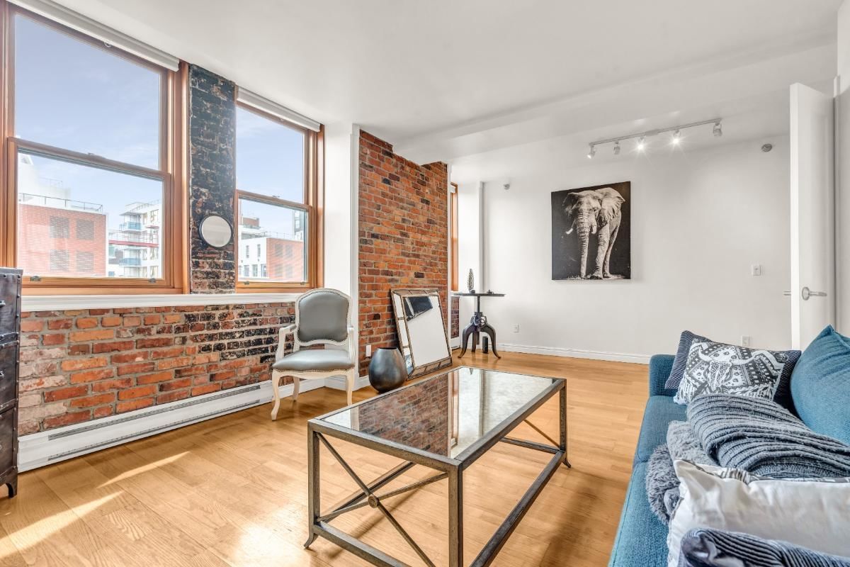 Listing Image 12