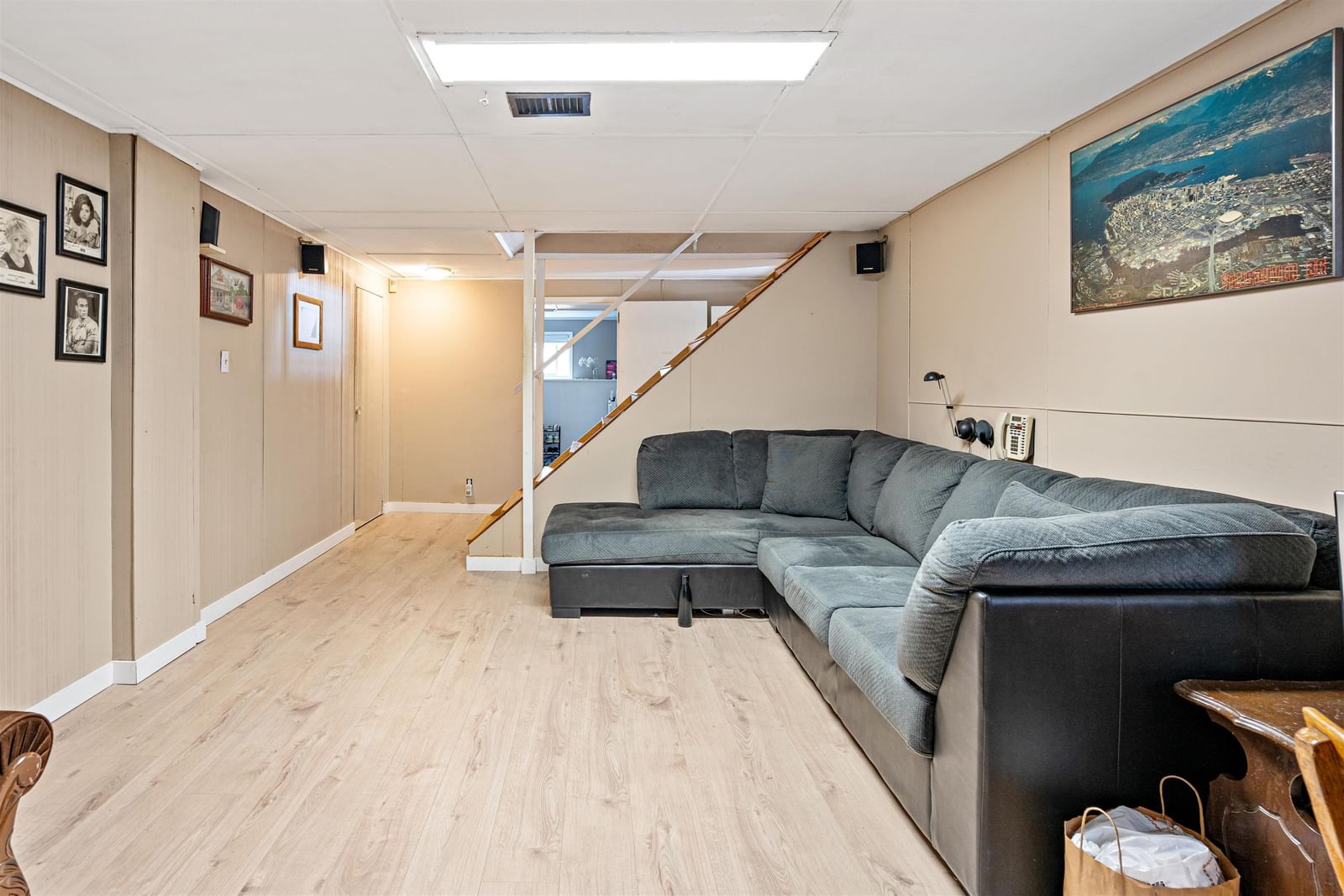 Listing Image 14