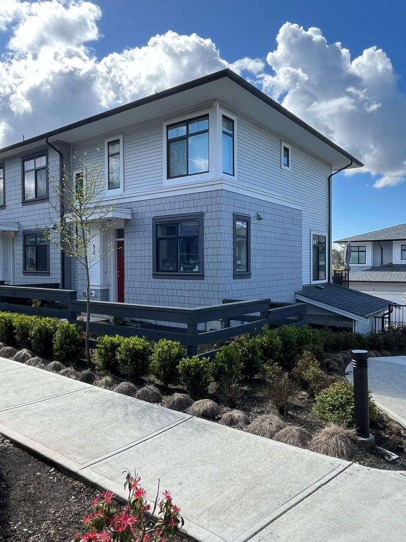 52 - 15255 Sitka Drive, Surrey, V3S 0B1 | Image 2