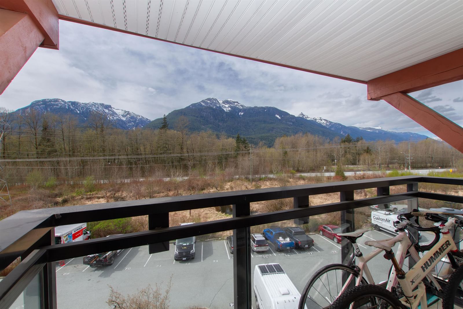 Listing Image 6