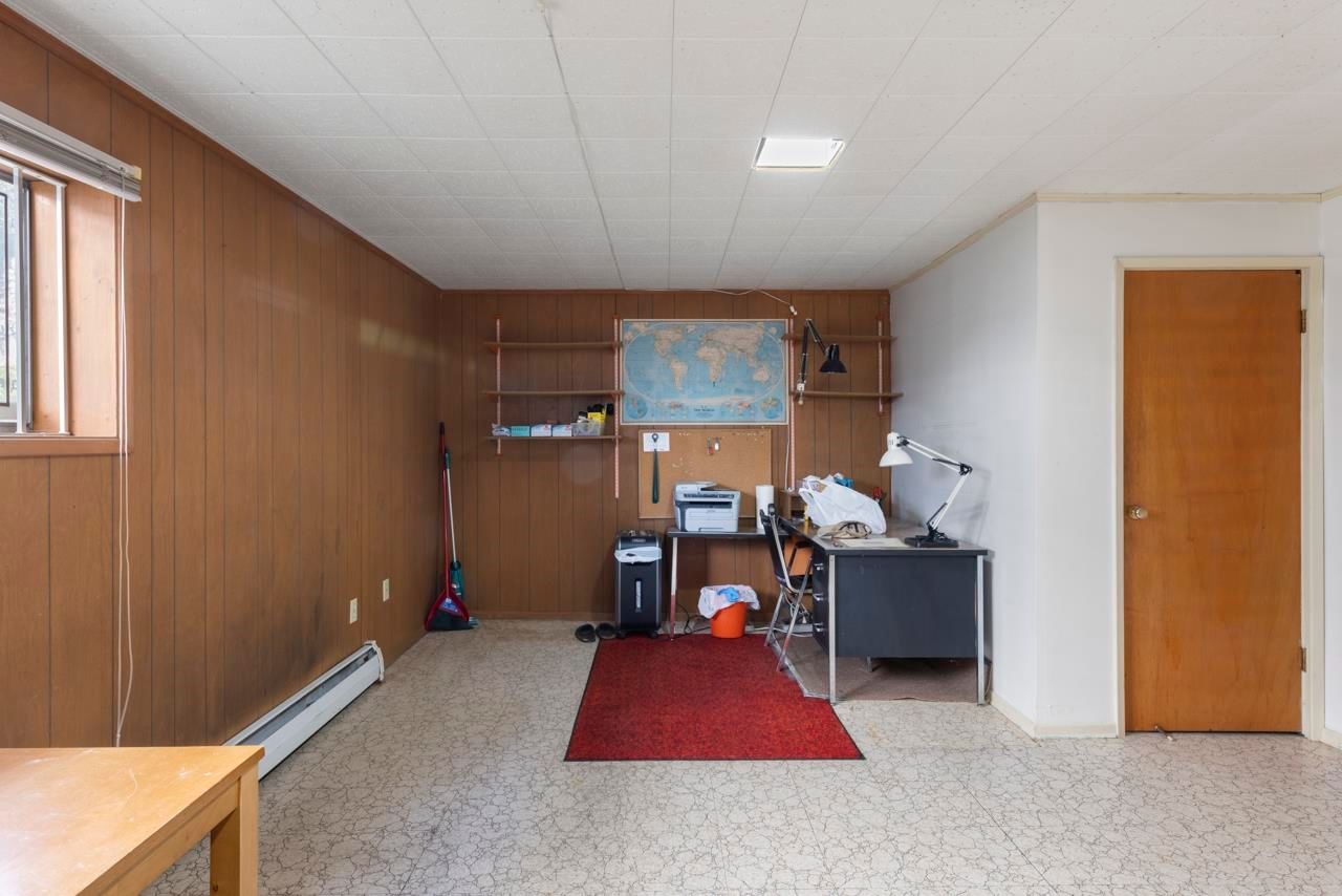 Listing Image 17