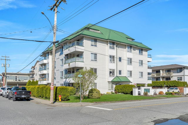 303 - 7415 Shaw Avenue