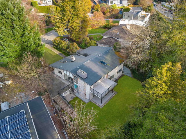 6137 Collingwood Place