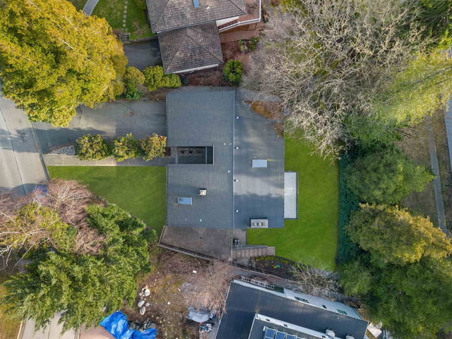 6137 Collingwood Place