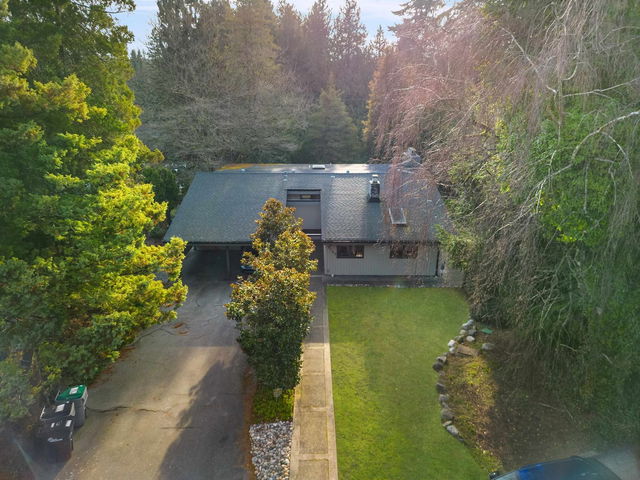 6137 Collingwood Place
