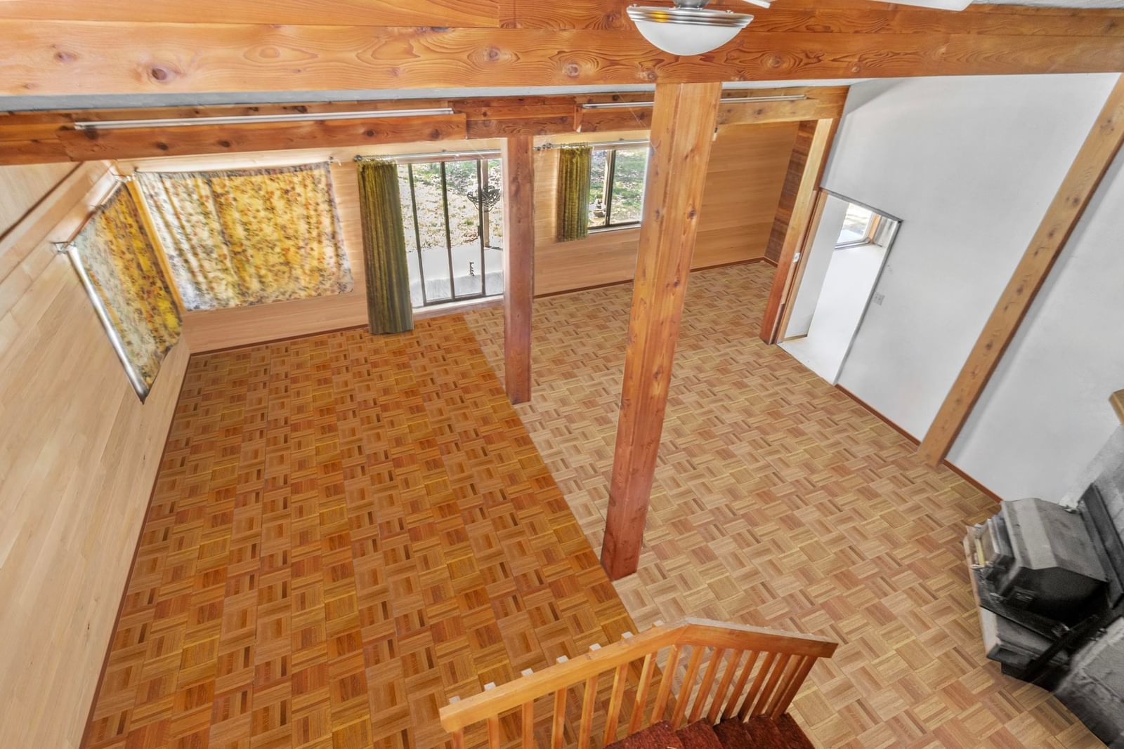 Listing Image 12