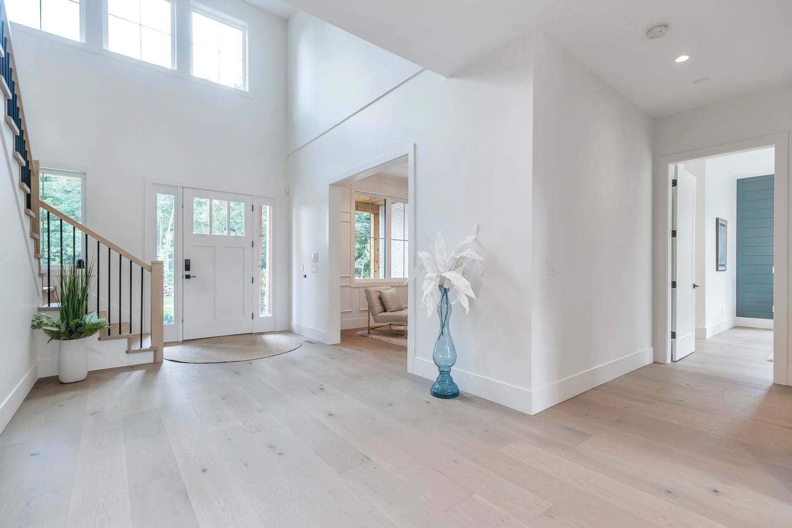 Listing Image 12