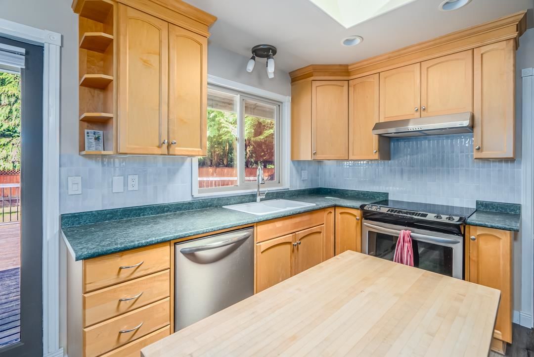 Listing Image 16