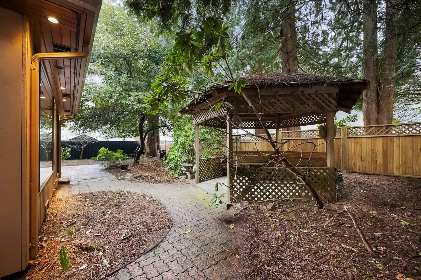 Listing Image 35