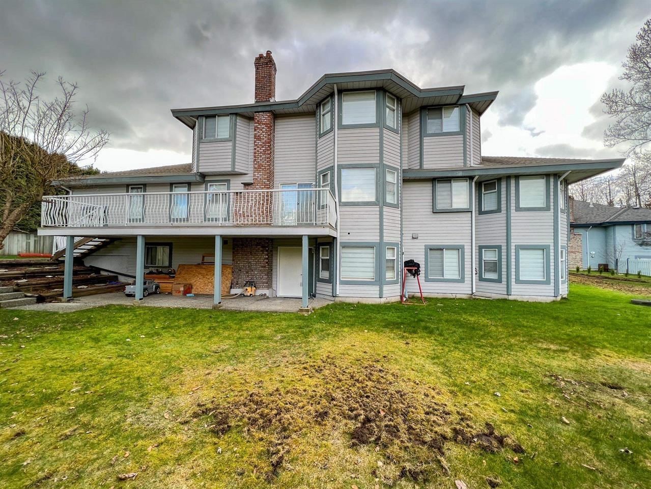 Listing Image 5