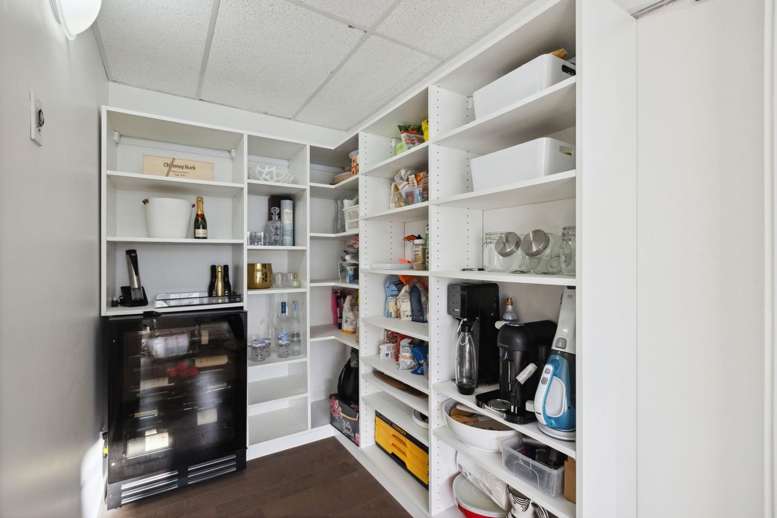 Listing Image 13