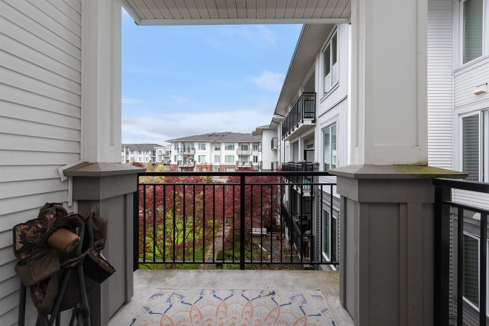 Listing Image 20