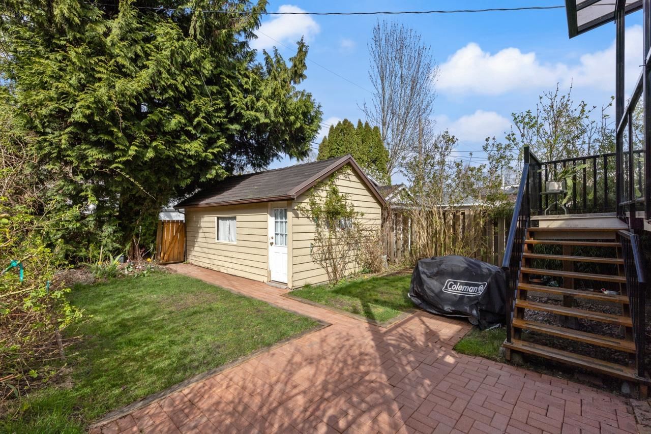 Listing Image 11