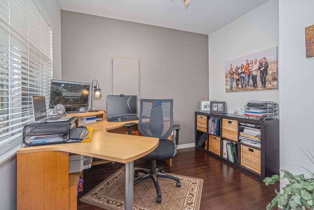 Listing Image 22