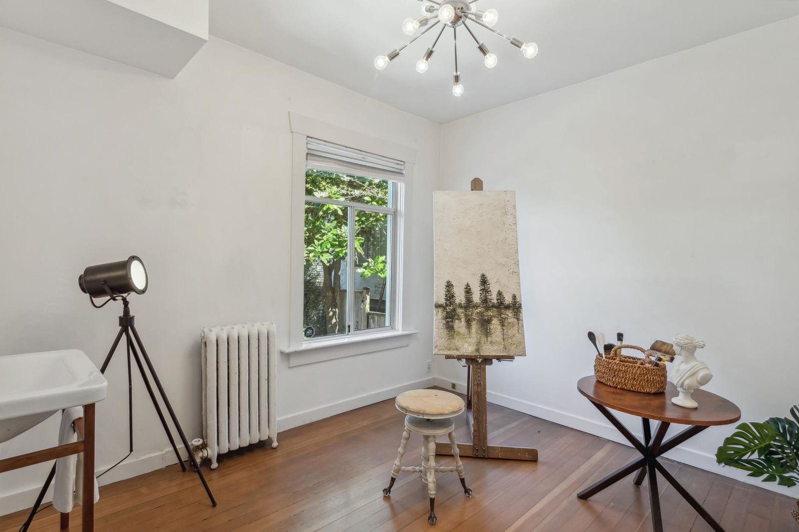 Listing Image 16