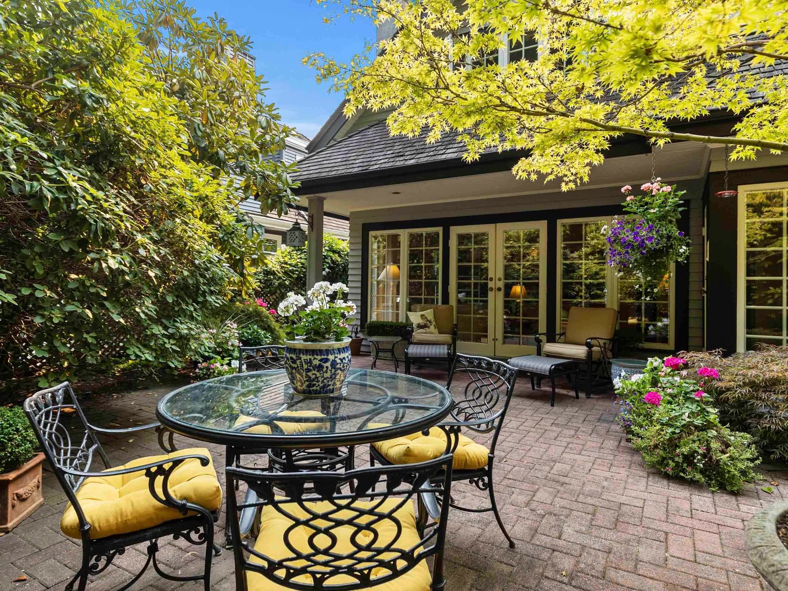 Listing Image 14