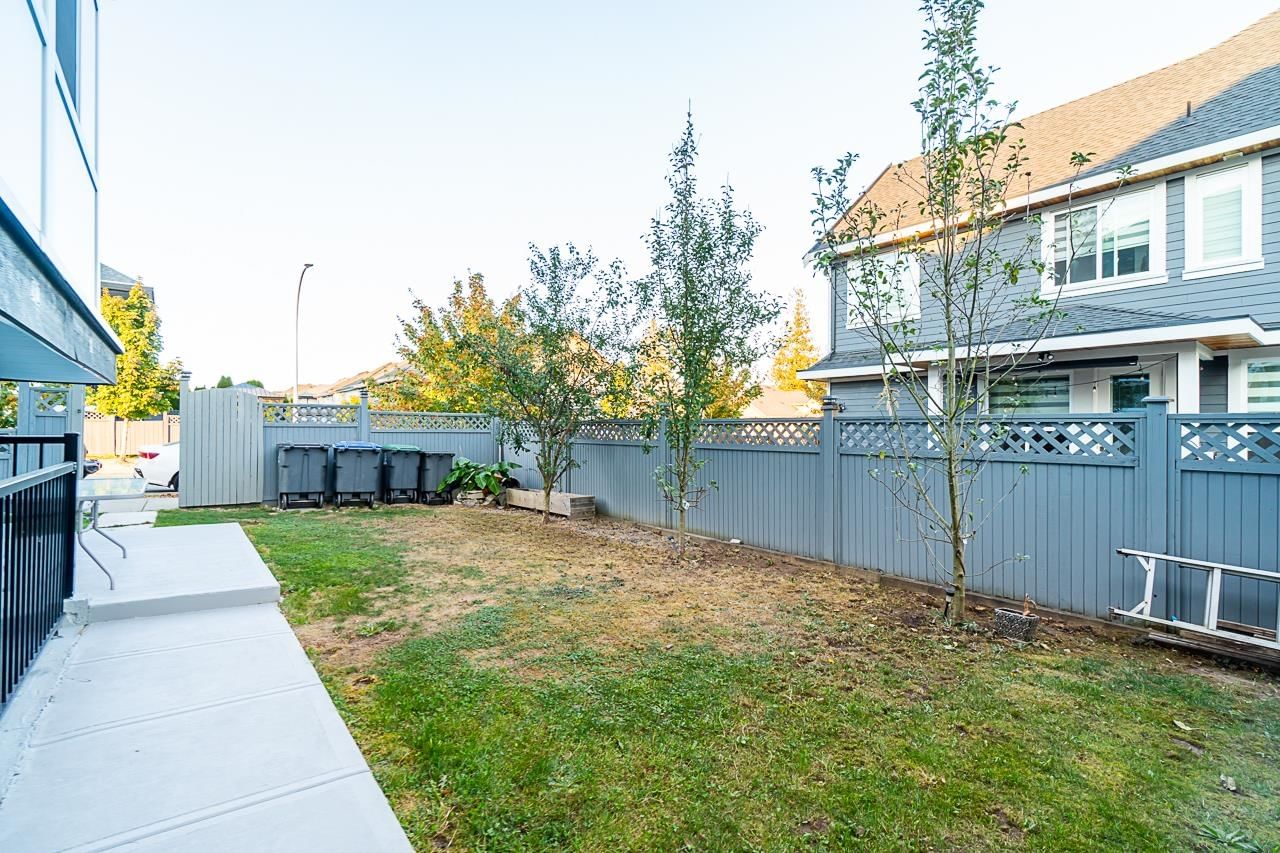 Listing Image 25