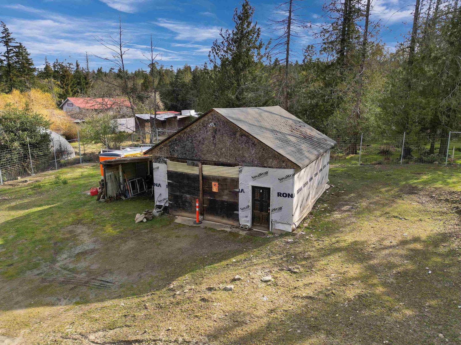 Listing Image 7