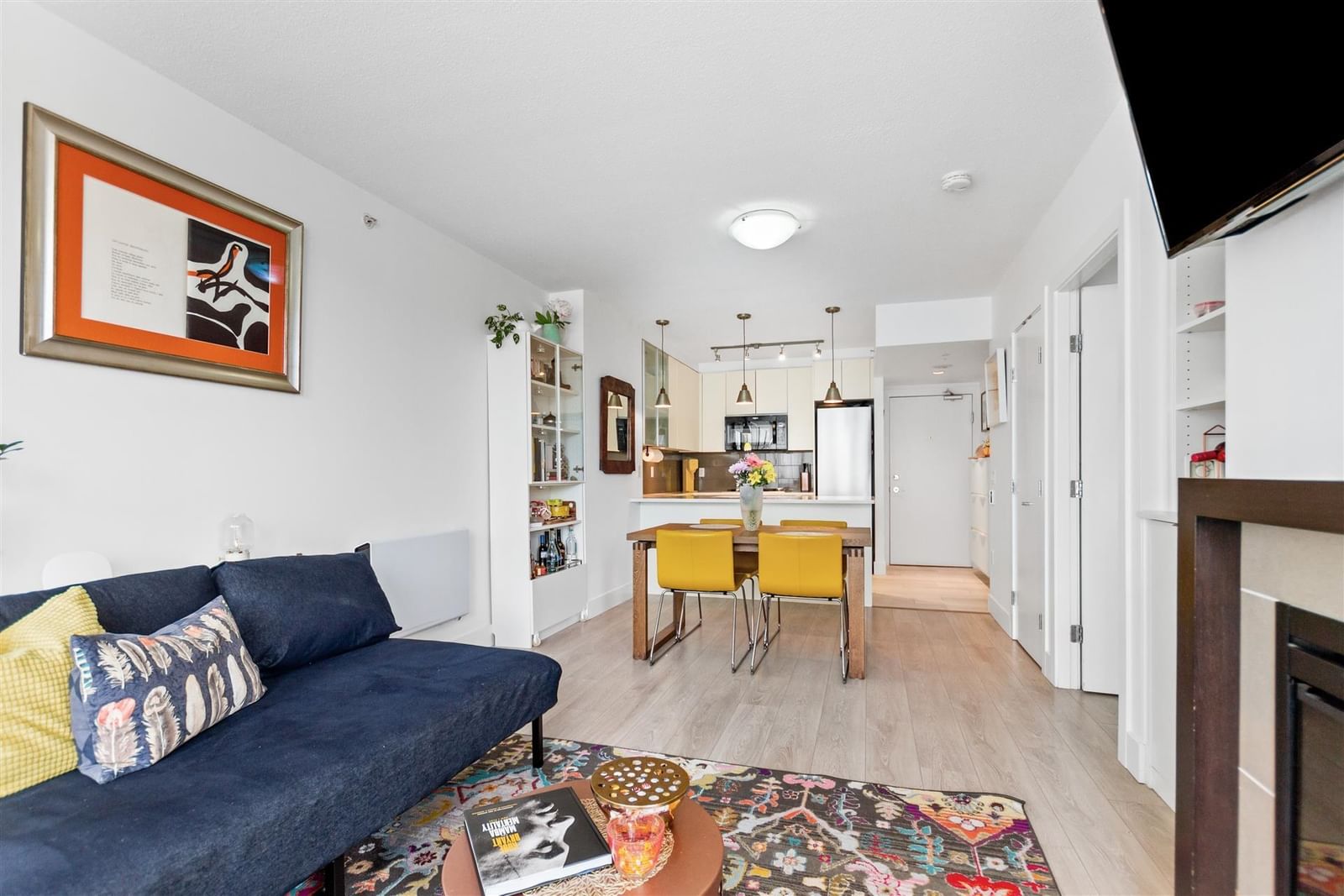 Listing Image 14