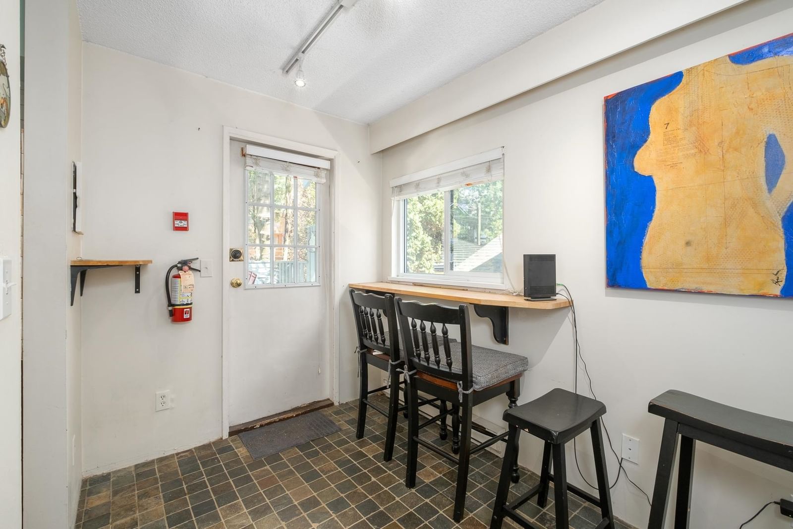 Listing Image 25