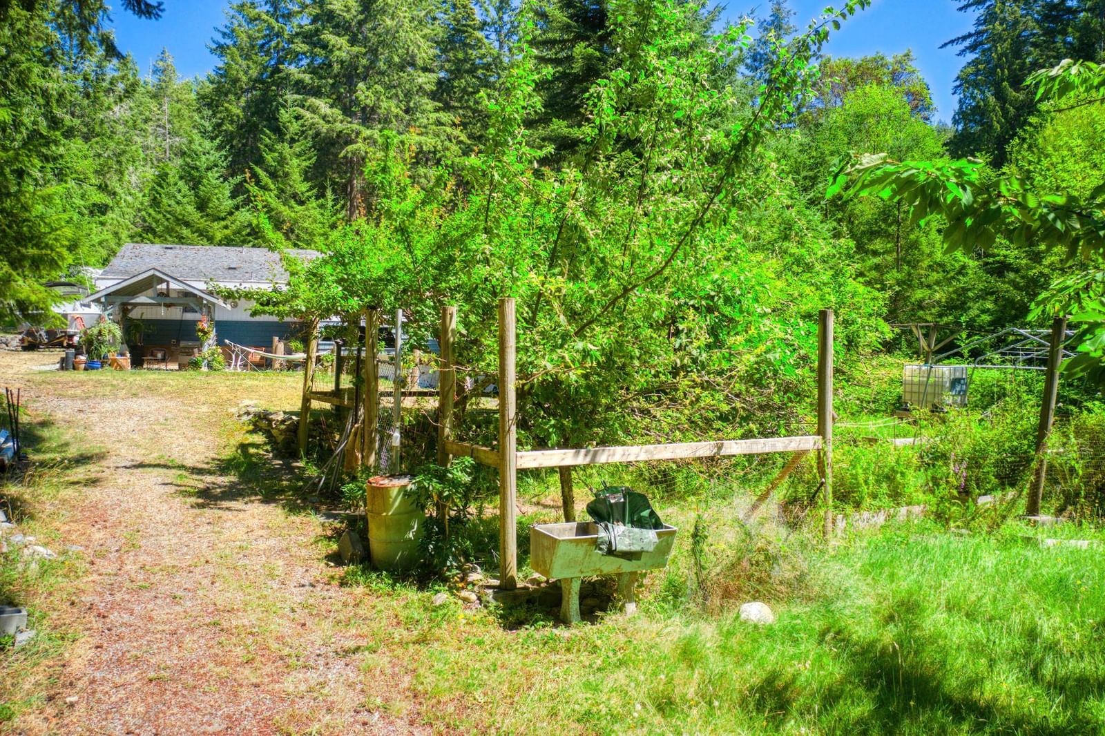 Listing Image 17