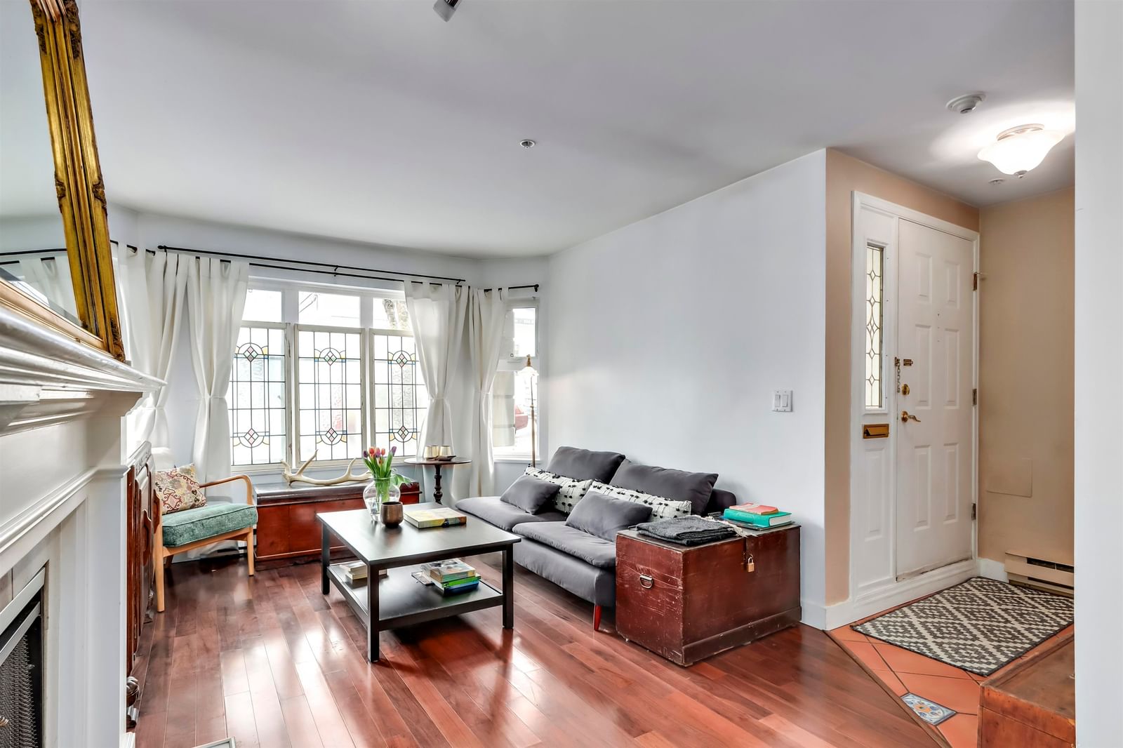 Listing Image 5
