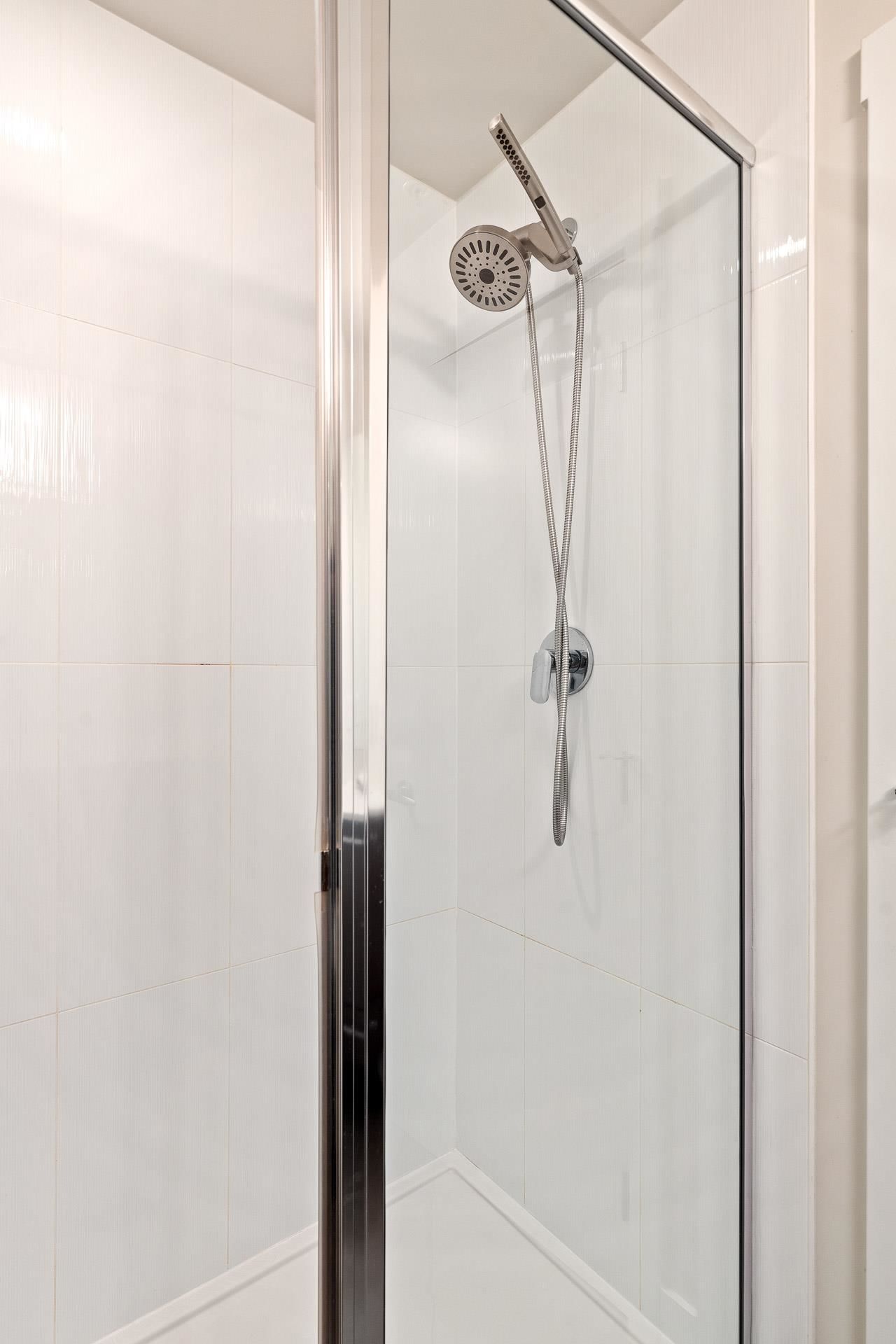 Listing Image 26