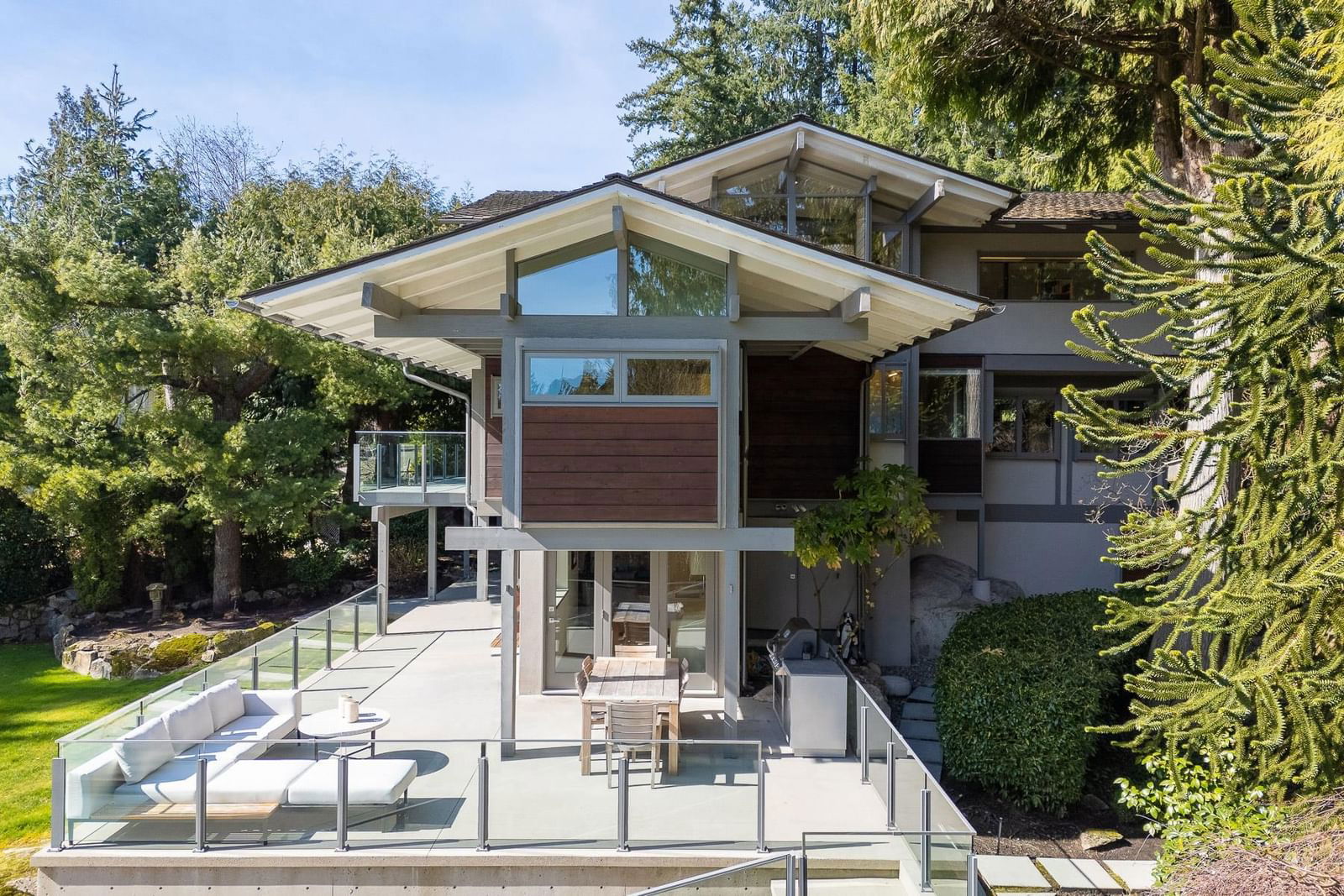 Image of home for listing MLS® R2869100