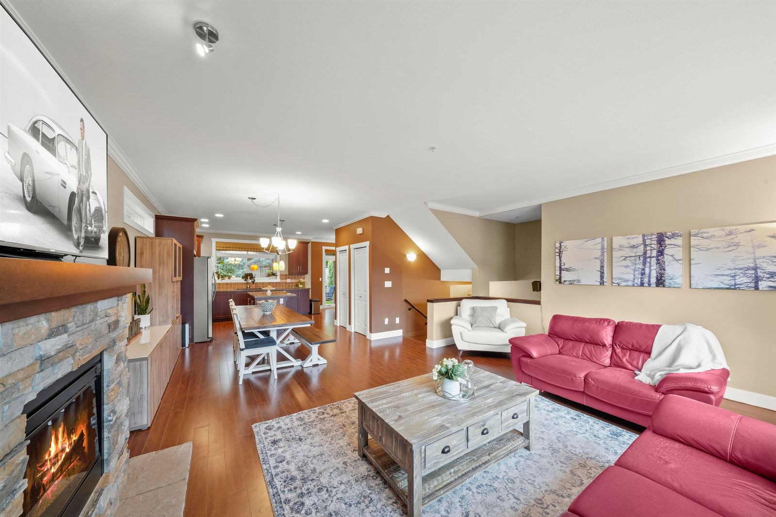 Listing Image 9