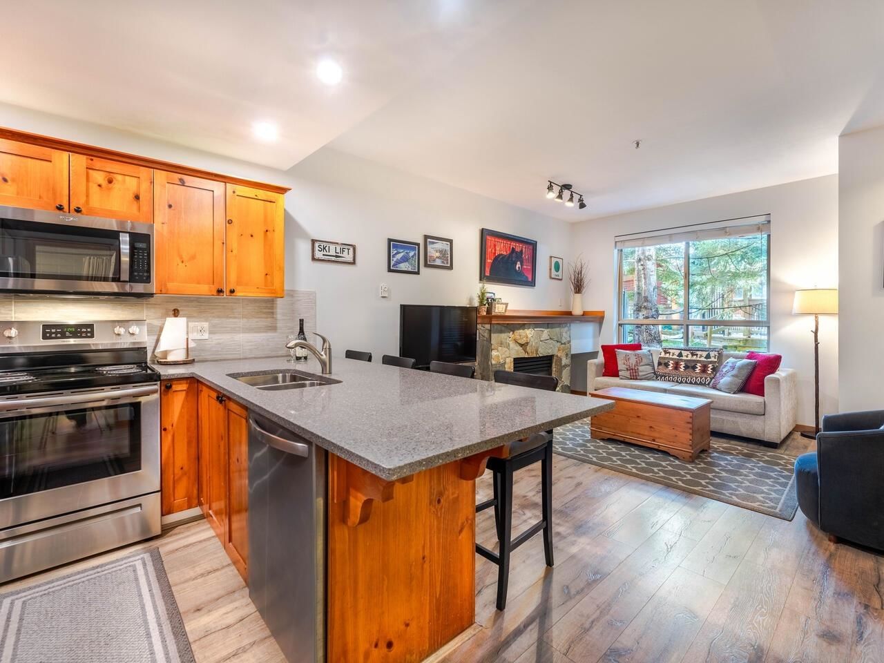 Listing Image 14