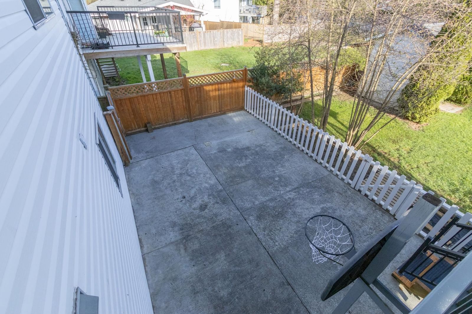 Listing Image 14