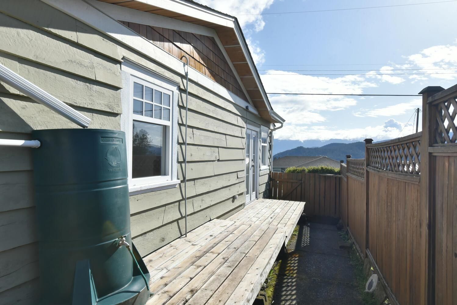 Listing Image 18
