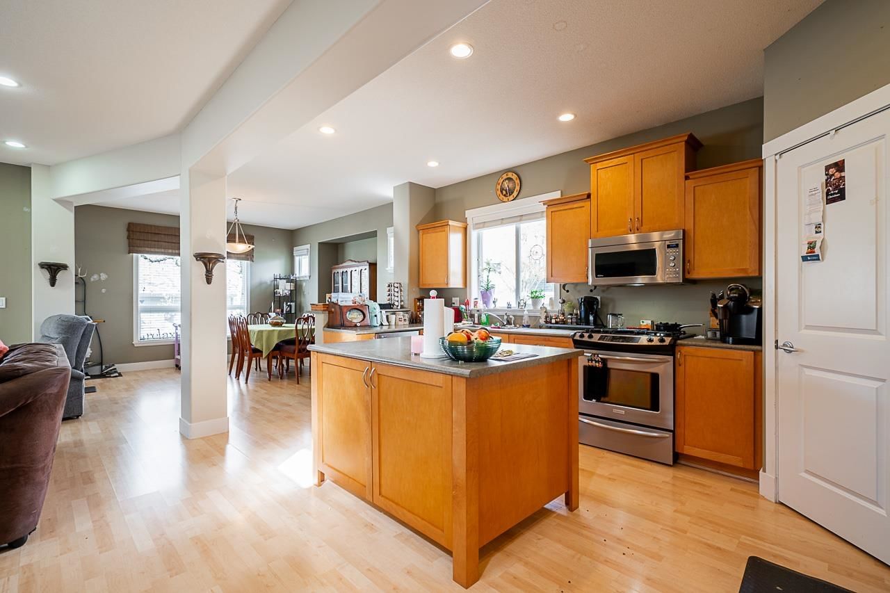 Listing Image 10
