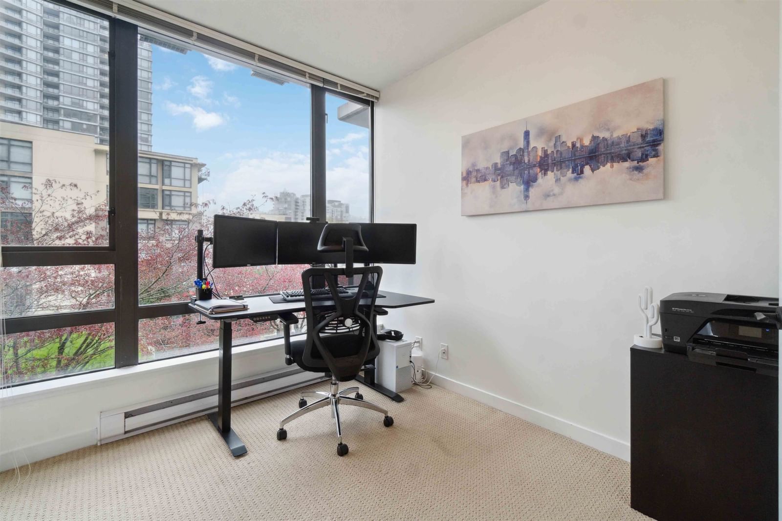 Listing Image 17