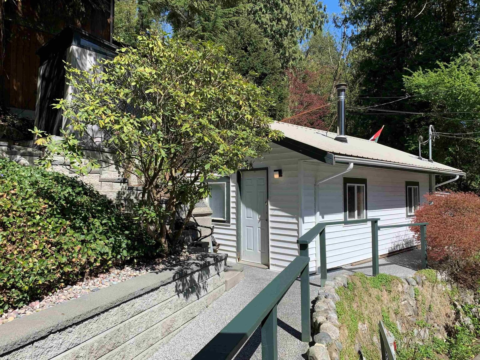 Listing Image 14