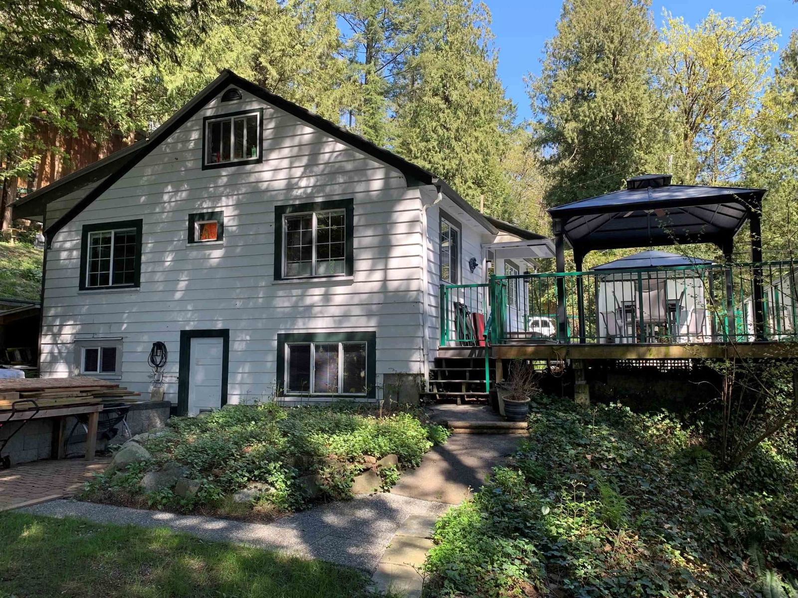 Listing Image 6