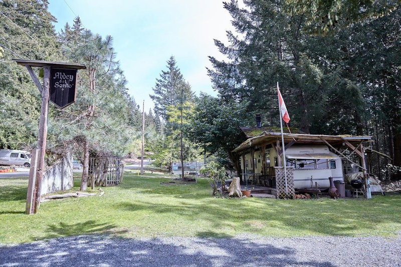 416 Wood Dale Drive, Mayne Island, V0N 2J2 | Image 2