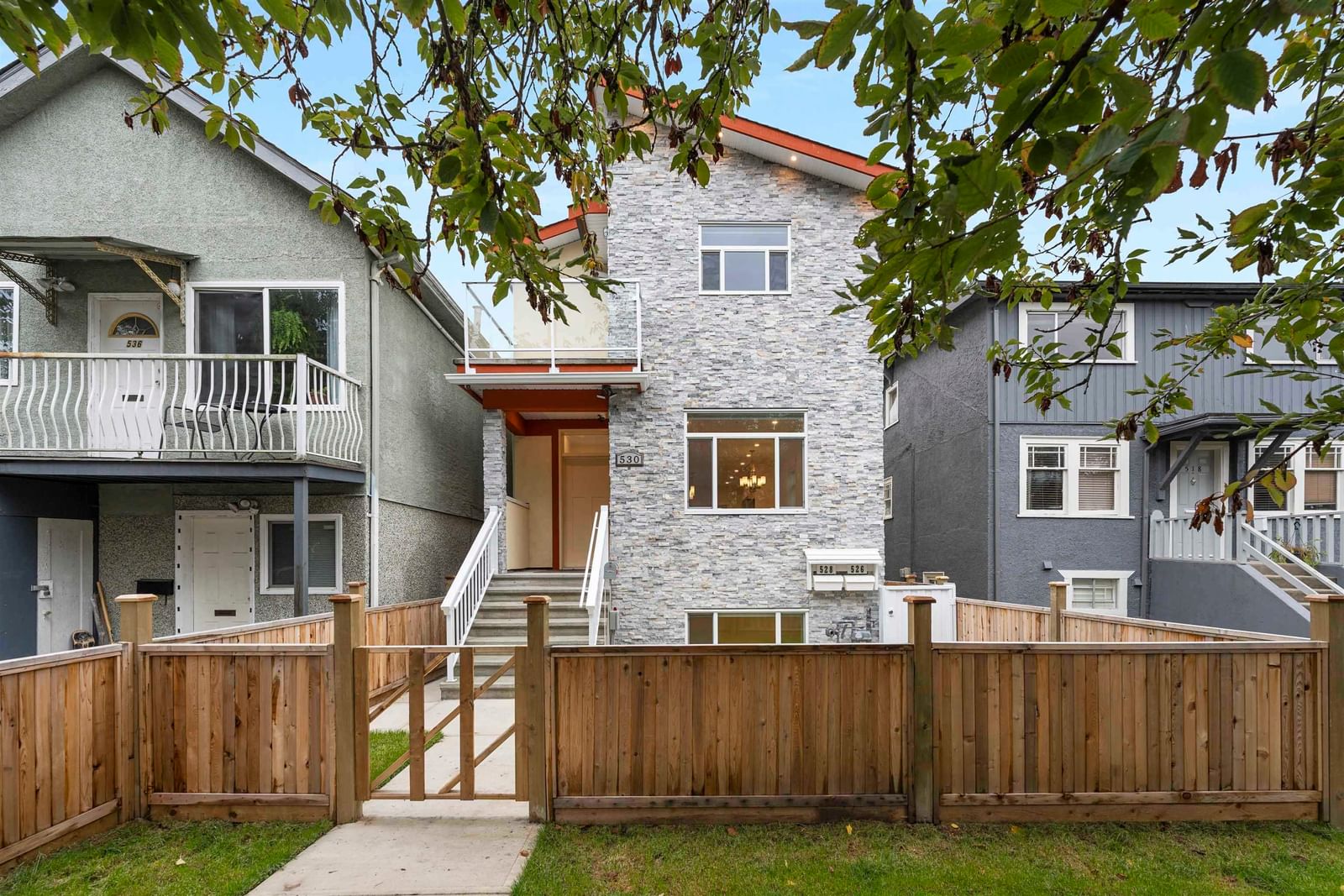 Listing Image 1