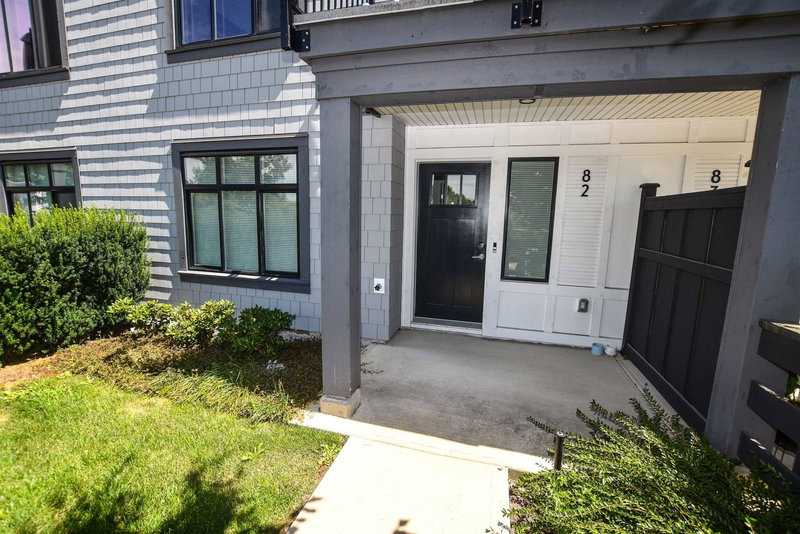 82 - 15255 Sitka Drive, Surrey, V3S 0B1 | Image 3