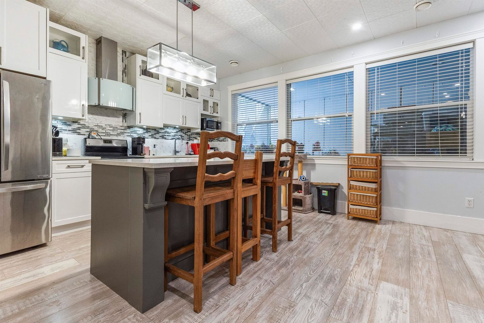 Listing Image 13
