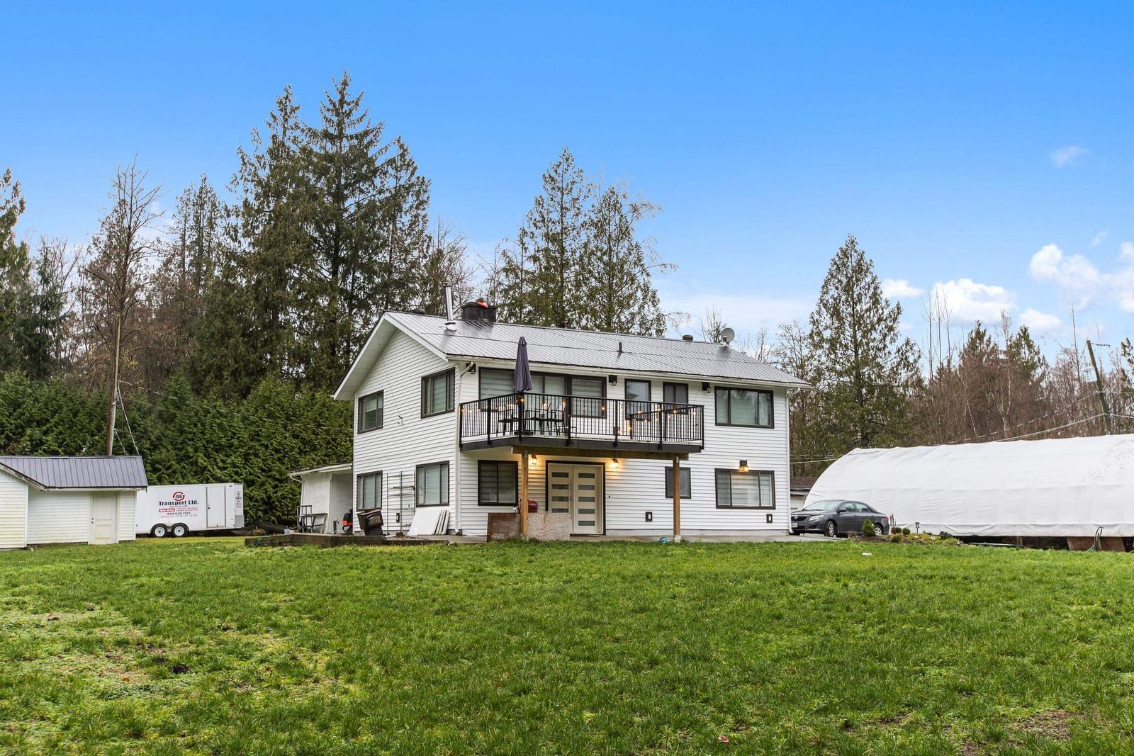 Listing Image 5