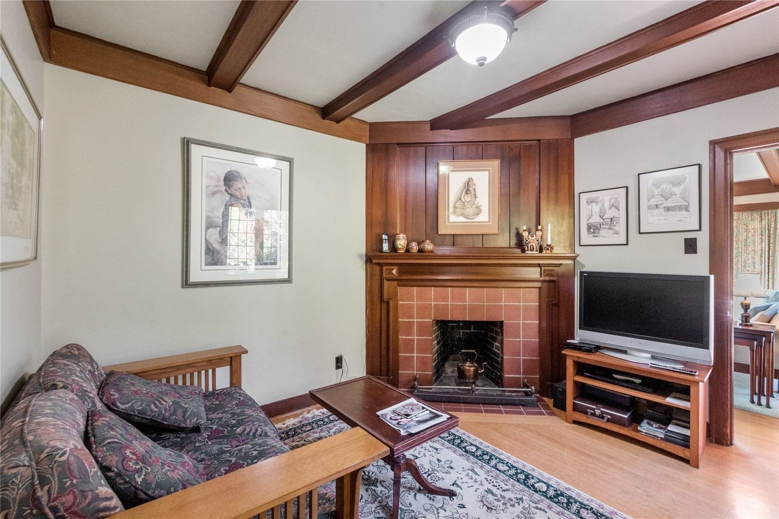 Listing Image 8