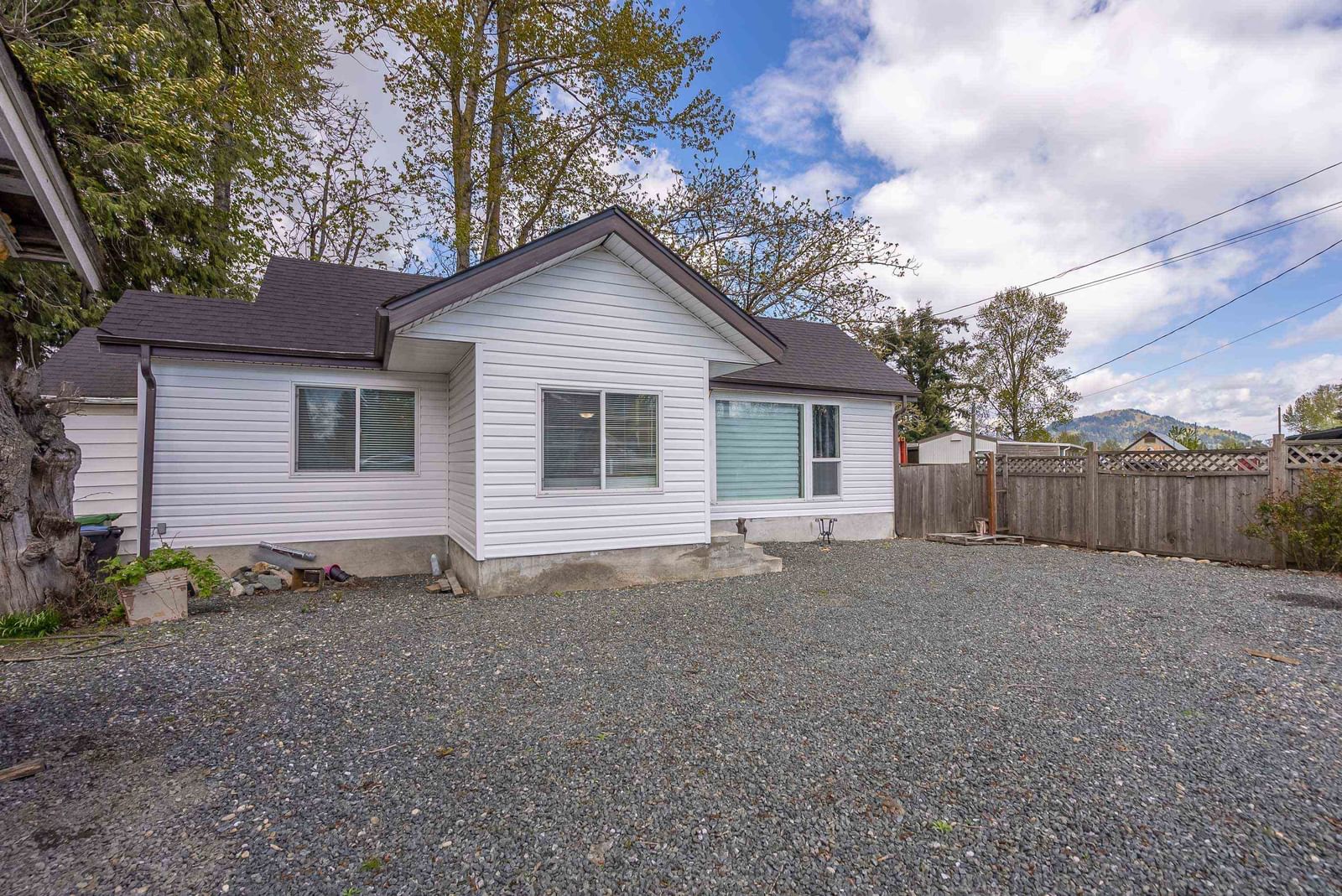 Listing Image 27