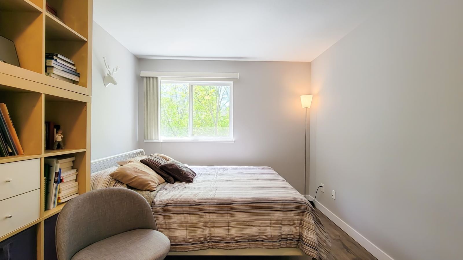 Listing Image 16