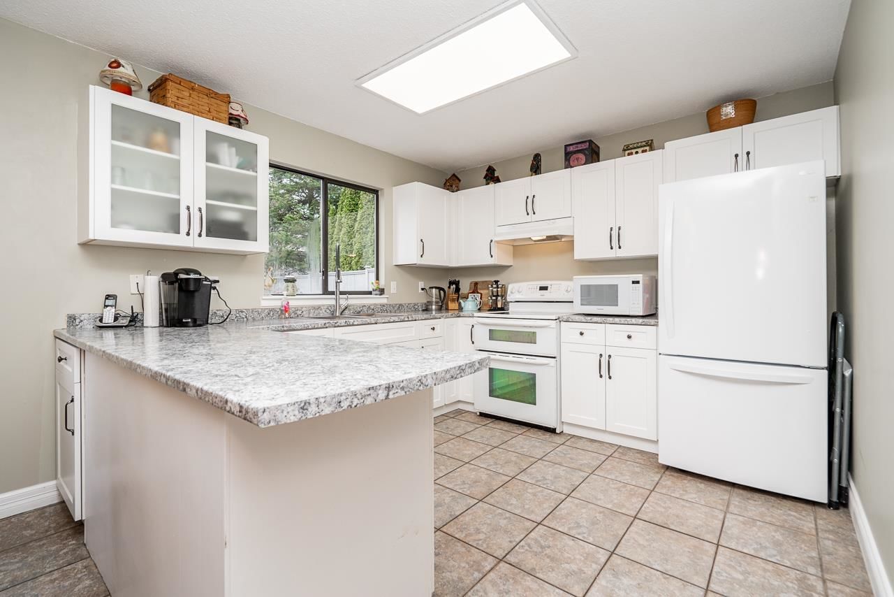 Listing Image 8
