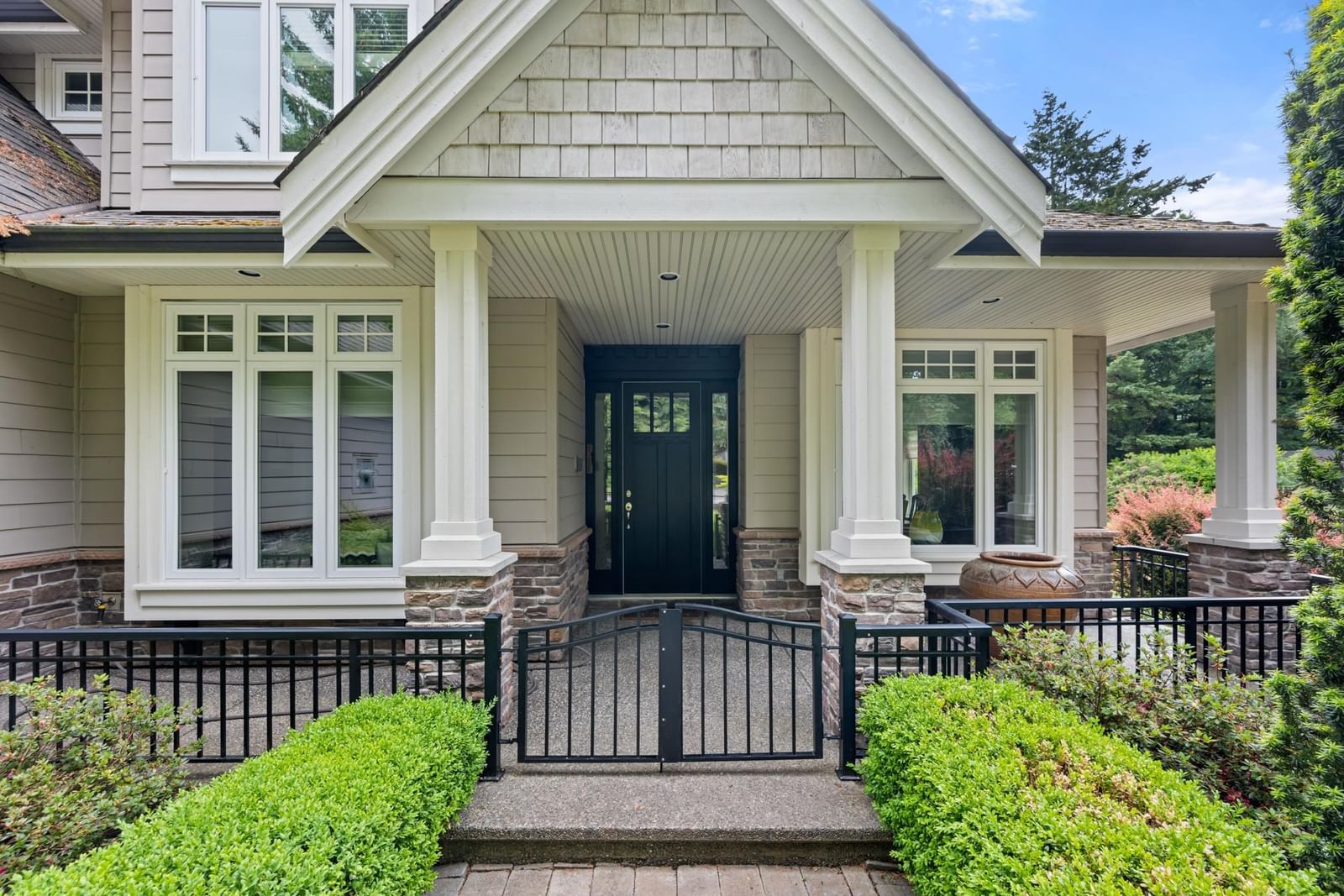 Listing Image 6