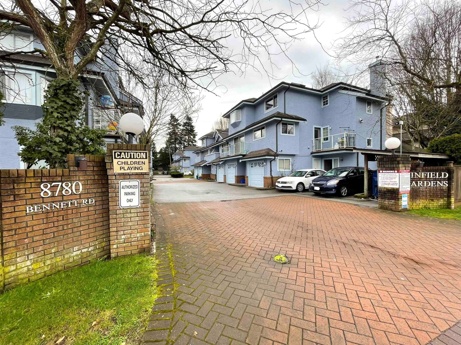 Listing Image 5
