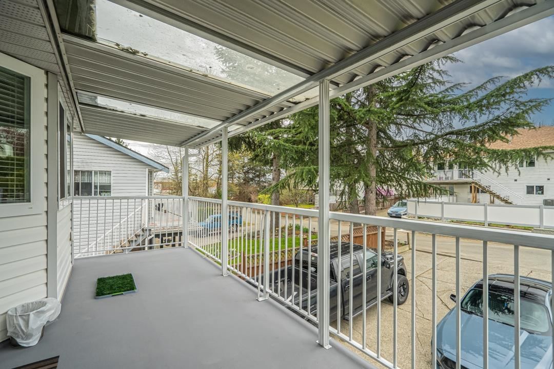 Listing Image 10