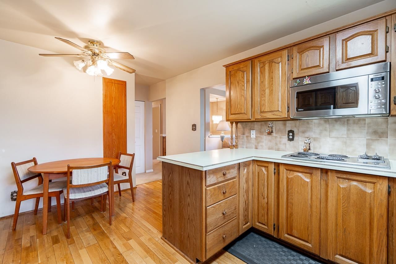 Listing Image 12